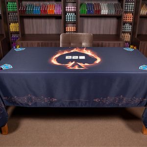 Toalha de Mesa Retangular Para Carteado e Jogos 2,50 X 1,50m Espadas com Fogo